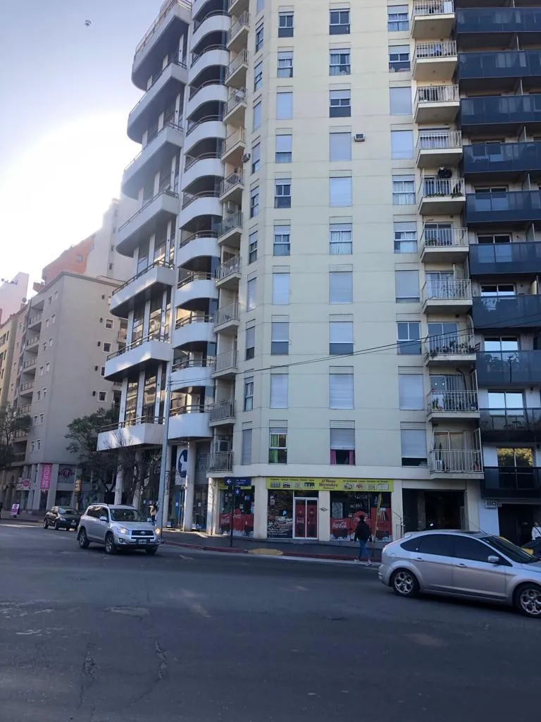 Frente Parque Sarmiento - Balcón - Externo - 2 Dorm