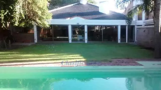 Villa Belgrano - 4 Dorm - 460Mts2 Cubiertos - Galería Cerrada