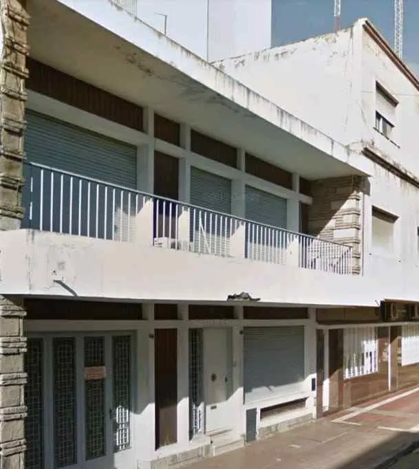 VENTA CASA 5 DORMITORIOS- CENTRO- 380 MTS- IDEAL SINDICATO/EMPRESA
