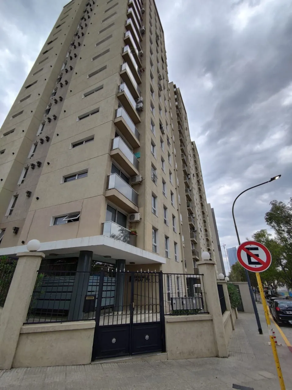 Venta Departamento Un Dormitorio Con Cochera. Regam Pilay!! Apto Credito