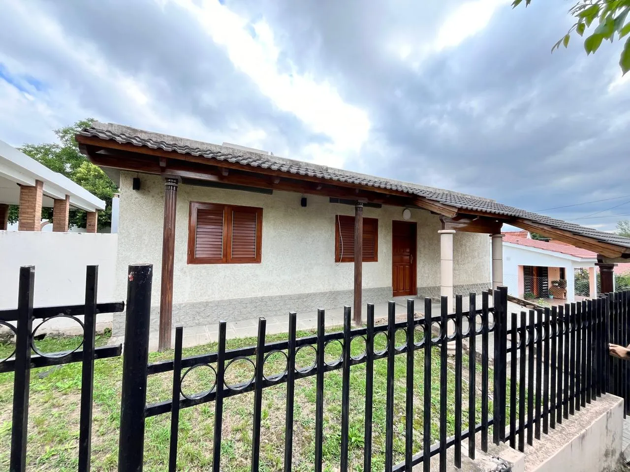 Permuto casa Carlos Paz por dpto 2 dormitorios en Cba!