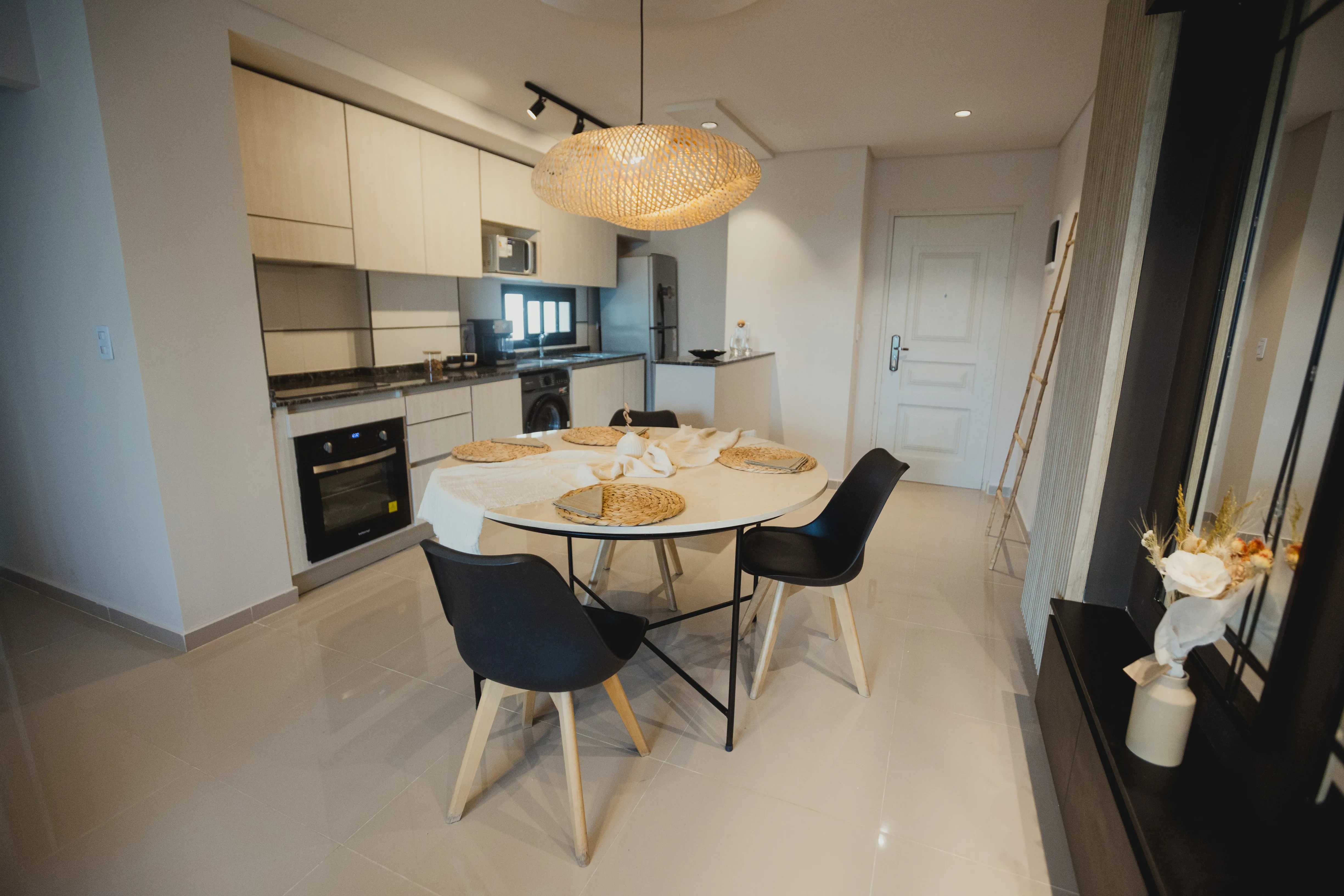 Usd 93.600 | Mid Jerónimo: 1 Dorm con Patio y Entrega 70%