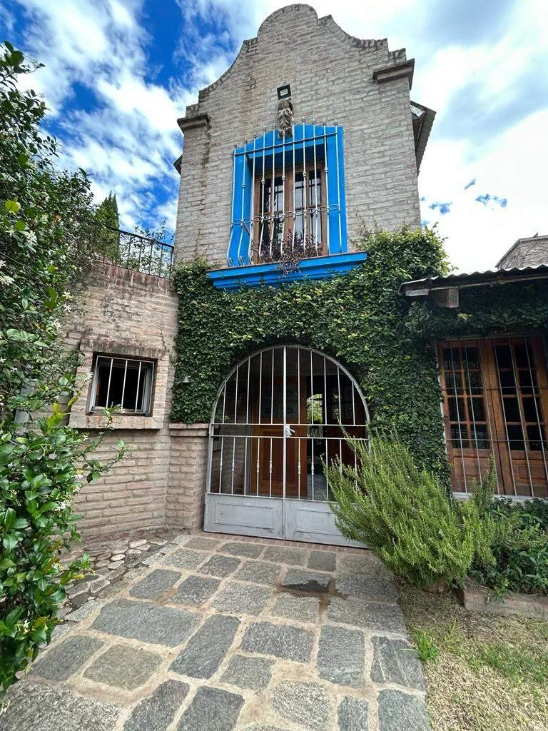 VENTA DE LOTE EN JARDÍN CLARET