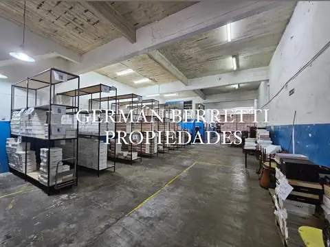 Galpón en Venta en Floresta, CABA