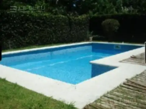 Casa en Alquiler en City Bell, Partido de La Plata
