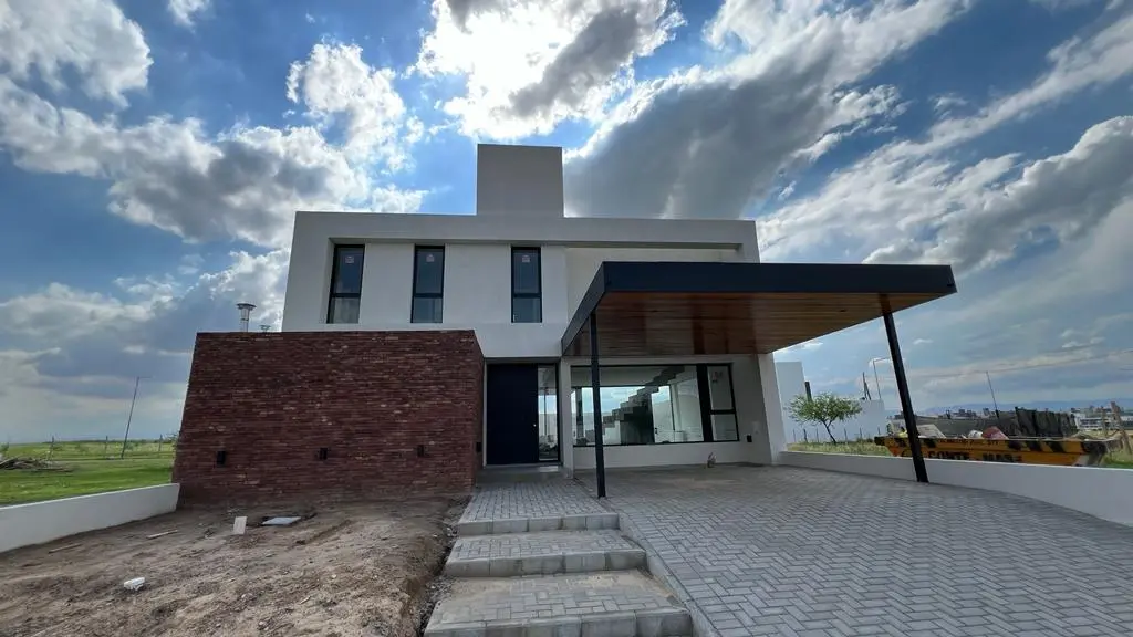 Terrazas de Manantiales  - Casa 3 dormitorios