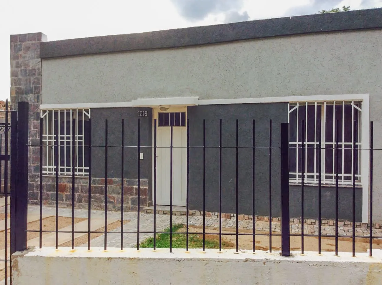 VENTA COMPLEJO DE TRES DEPARTAMENTOS COLINAS DEL CERRO
