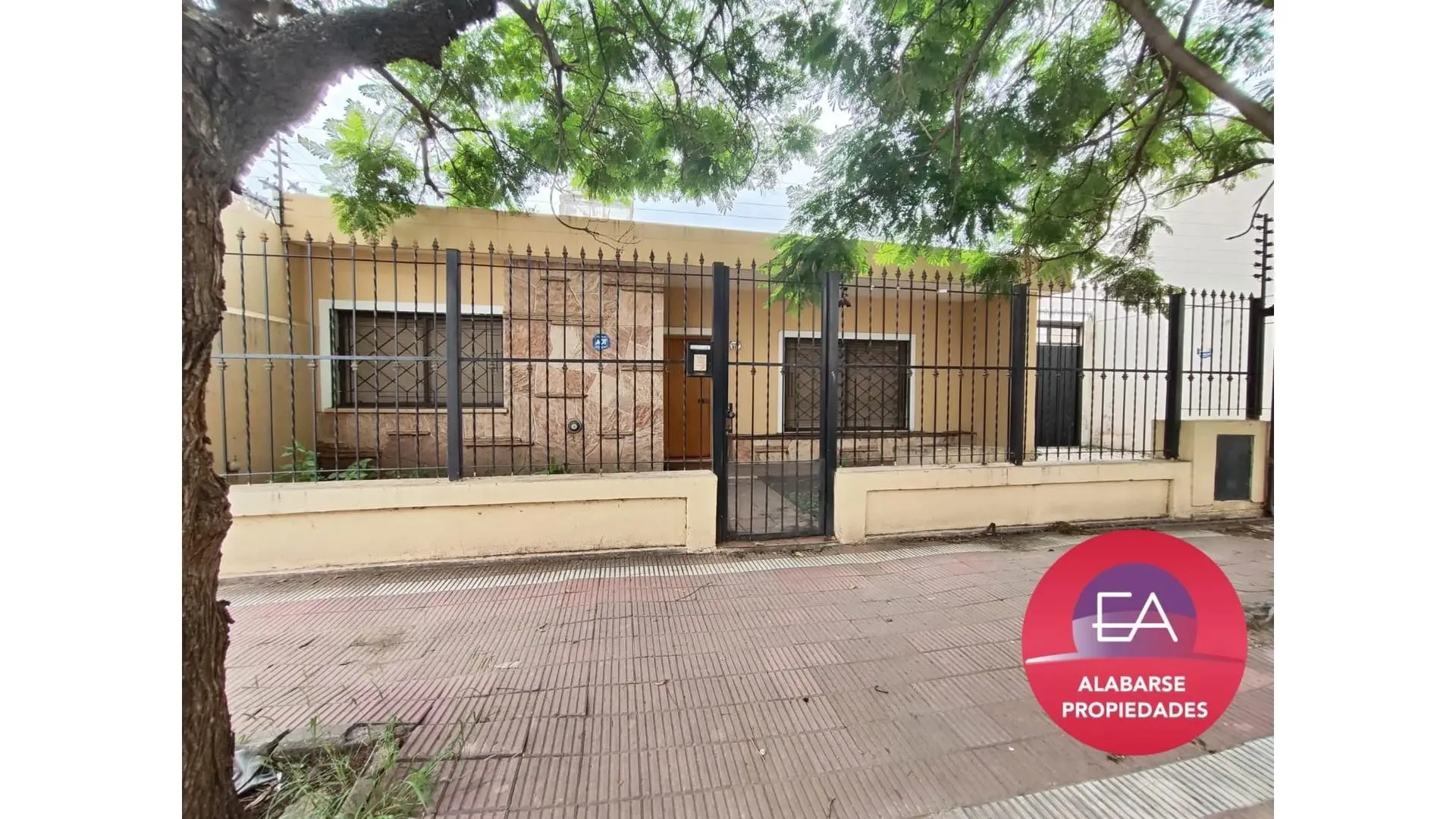 CASA CON GALPON SAN VICENTE EN VENTA