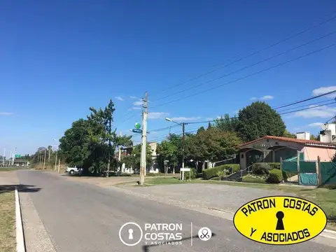 Local en Venta en Manzanares, Partido de Pilar