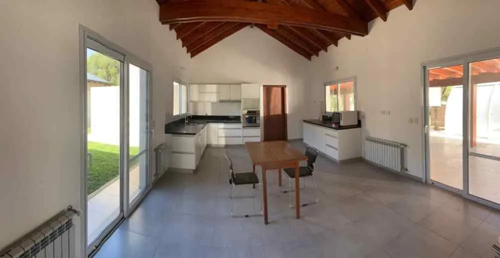 Venta Casa 3 Dormitorios B° Country Causana