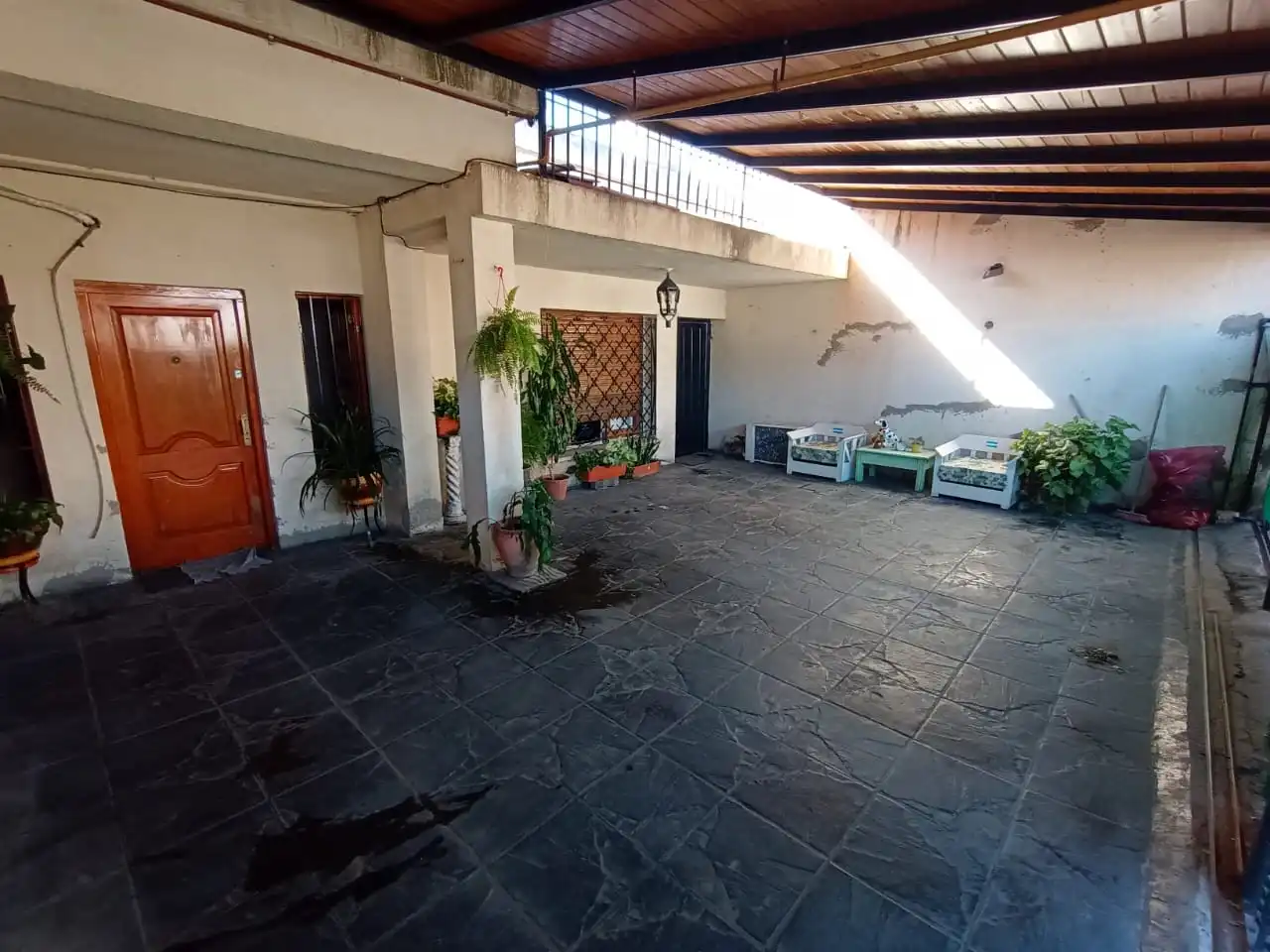 Venta - Casa 3 Dormitorios + Depto - B° Alto Alberdi