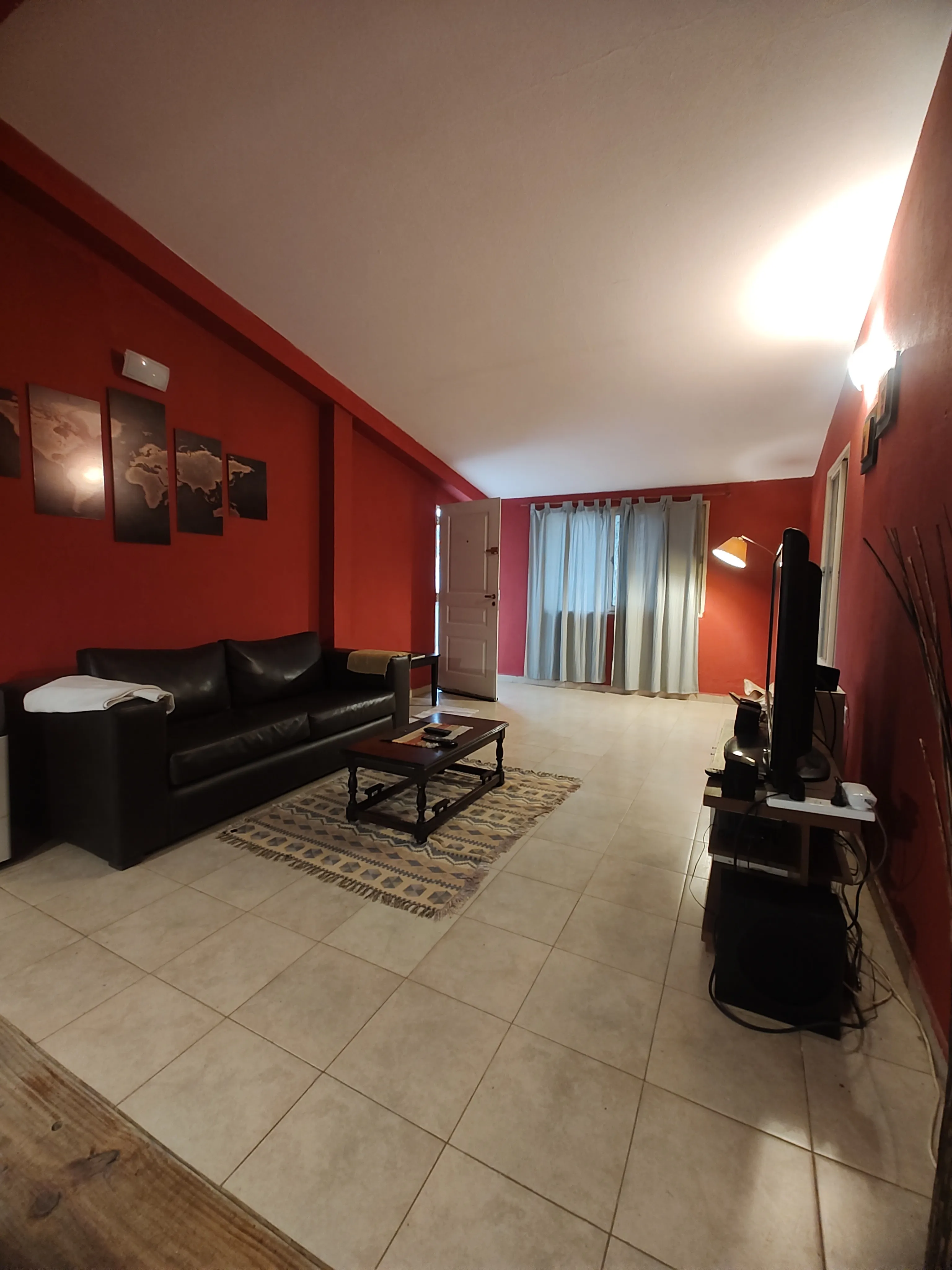 Casa en Anisacate c/Pileta - REC. MENOR - PERMUTA!