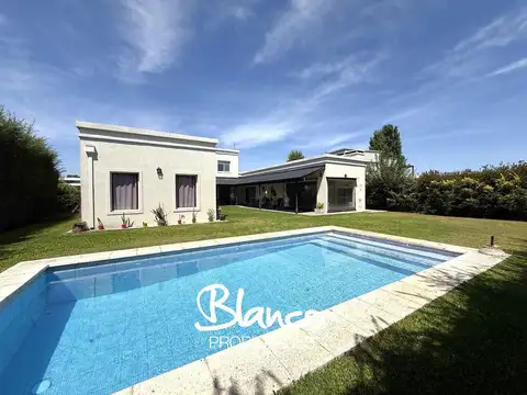 Casa en Venta en Haras Santa Maria, Countries y Barrios Cerrados en Escobar
