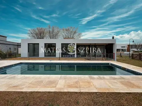 Casa en Venta en El Nacional Club De Campo, Countries y Barrios Cerrados en General Rodriguez