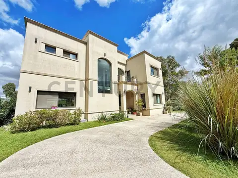 Casa en Venta en La Candida Club de Campo, Countries y Barrios Cerrados en Arturo Segui