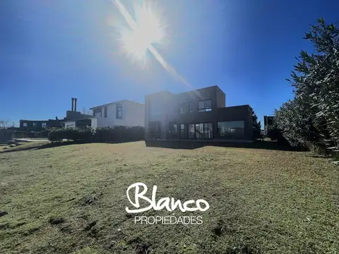 Casa en Venta en El Canton, Countries y Barrios Cerrados en Escobar