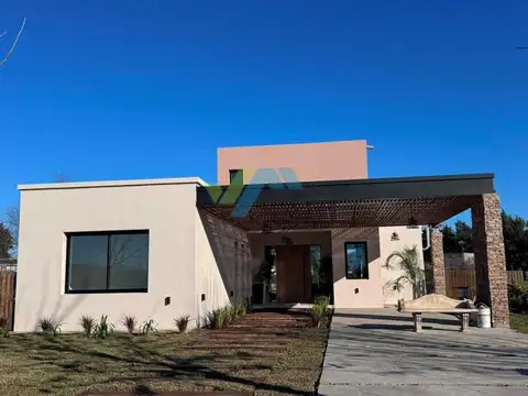 Casa en Venta en El Cazal, Countries y Barrios Cerrados en Escobar