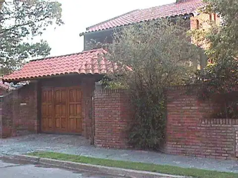 Casa en Venta en Ciudad Jardin del Palomar, Partido de Tres de Febrero