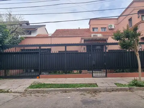 Casa en Venta en Ciudad Jardin del Palomar, Partido de Tres de Febrero