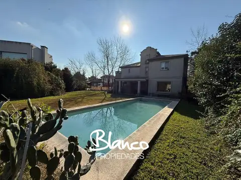 Casa en Venta en Saint Matthews, Countries y Barrios Cerrados en Pilar
