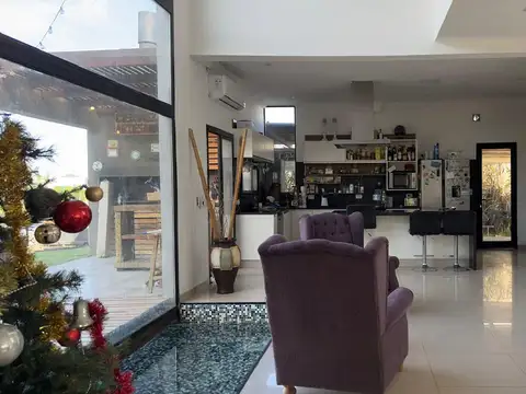 Casa en Venta en Santa Isabel, Countries y Barrios Cerrados en Escobar