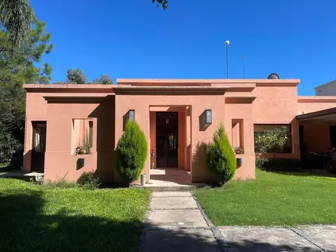 Casa en Venta en Casuarinas Del Pilar, Countries y Barrios Cerrados en Pilar
