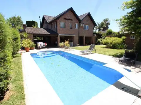 Casa en Venta en Campos De Echeverria, Countries y Barrios Cerrados en Esteban Echeverria
