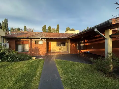 Casa en Venta en Ciudad Jardin del Palomar, Partido de Tres de Febrero