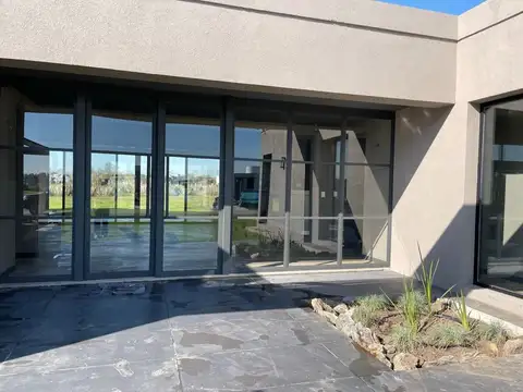 Casa en Venta en Estancia Villa Maria, Countries y Barrios Cerrados en Ezeiza