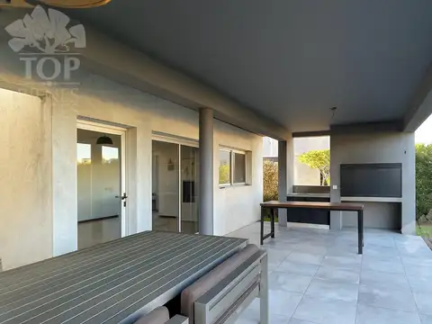 Casa en Venta en El Cantón - Barrio Islas, Countries y Barrios Cerrados en Escobar