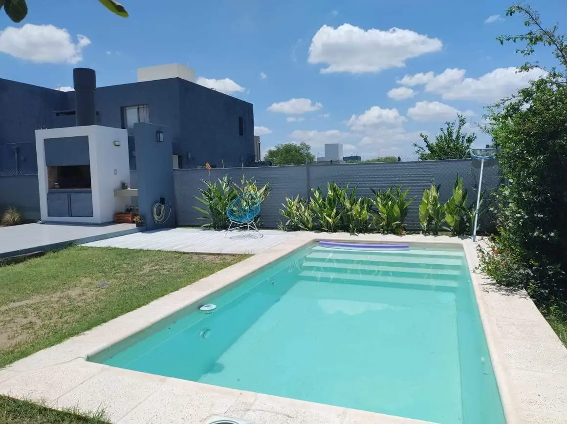 VALLE ESCONDIDO - ALQUILER  - CASA