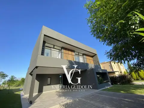 Casa en Venta en Haras Santa Maria, Countries y Barrios Cerrados en Escobar