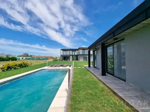 Casa en Venta en Medal Country club, Countries y Barrios Cerrados en Pilar