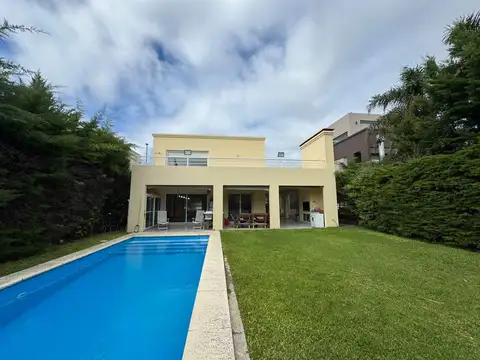 Casa en Venta en Altos de Hudson I, Countries y Barrios Cerrados en Berazategui