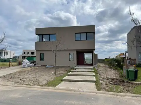 Casa en Venta en Puertos, Countries y Barrios Cerrados en Escobar