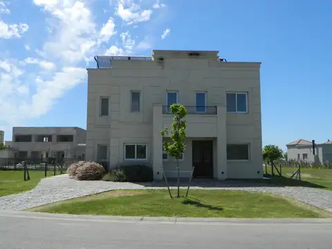Casa en Venta en Puertos - Acacias, Countries y Barrios Cerrados en Escobar