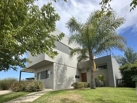 Casa en Venta en Puertos - Araucarias, Countries y Barrios Cerrados en Escobar