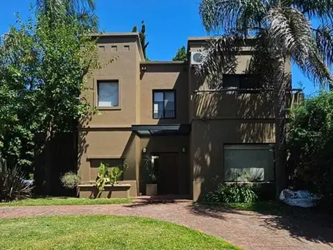 Casa en Venta en Saint Matthews, Countries y Barrios Cerrados en Pilar