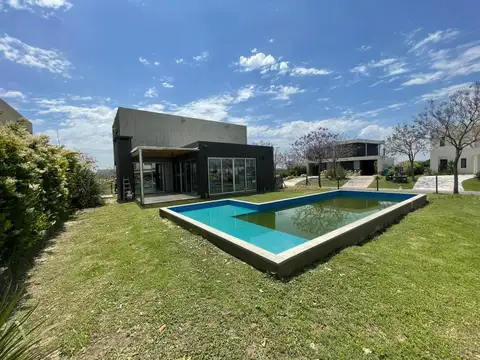 Casa en Venta en Puertos, Countries y Barrios Cerrados en Escobar