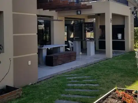 Casa en Venta en Carmen de Areco, Partido de Carmen de Areco