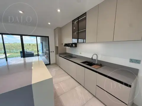 Casa en Venta en El Naudir, Countries y Barrios Cerrados en Escobar