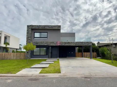 Casa en Venta en San Sebastian, Countries y Barrios Cerrados en Escobar