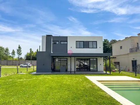 Casa en Venta en Lagoon Pilar, Countries y Barrios Cerrados en Pilar