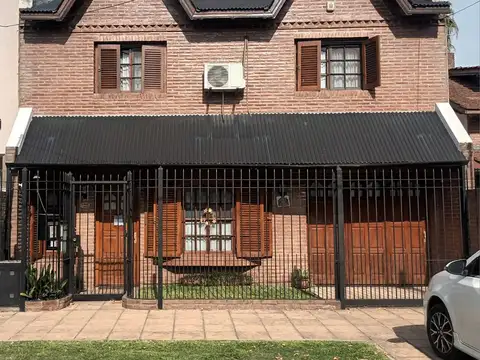 Casa en Venta en Adrogue, Partido de Almirante Brown