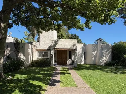 Casa en Venta en Highland Park Country Club, Del Viso