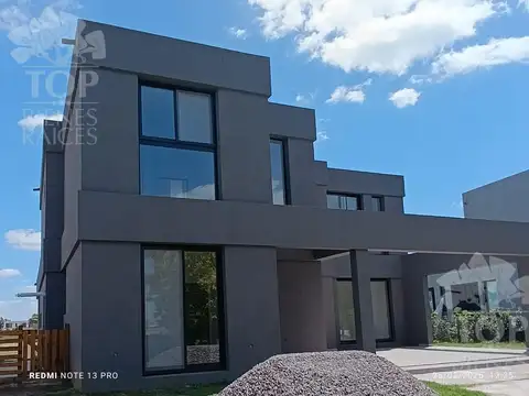 Casa en Venta en El Cantón - Barrio Golf, Countries y Barrios Cerrados en Escobar