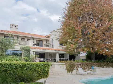 Casa en Venta en Boating Club, Countries y Barrios Cerrados en San Isidro