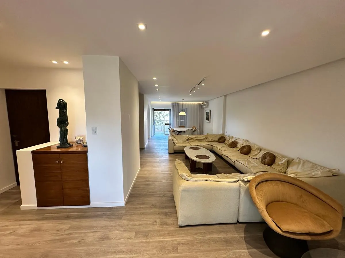 Exclusivo departamento en venta, tres dormitorios Nueva Córdoba