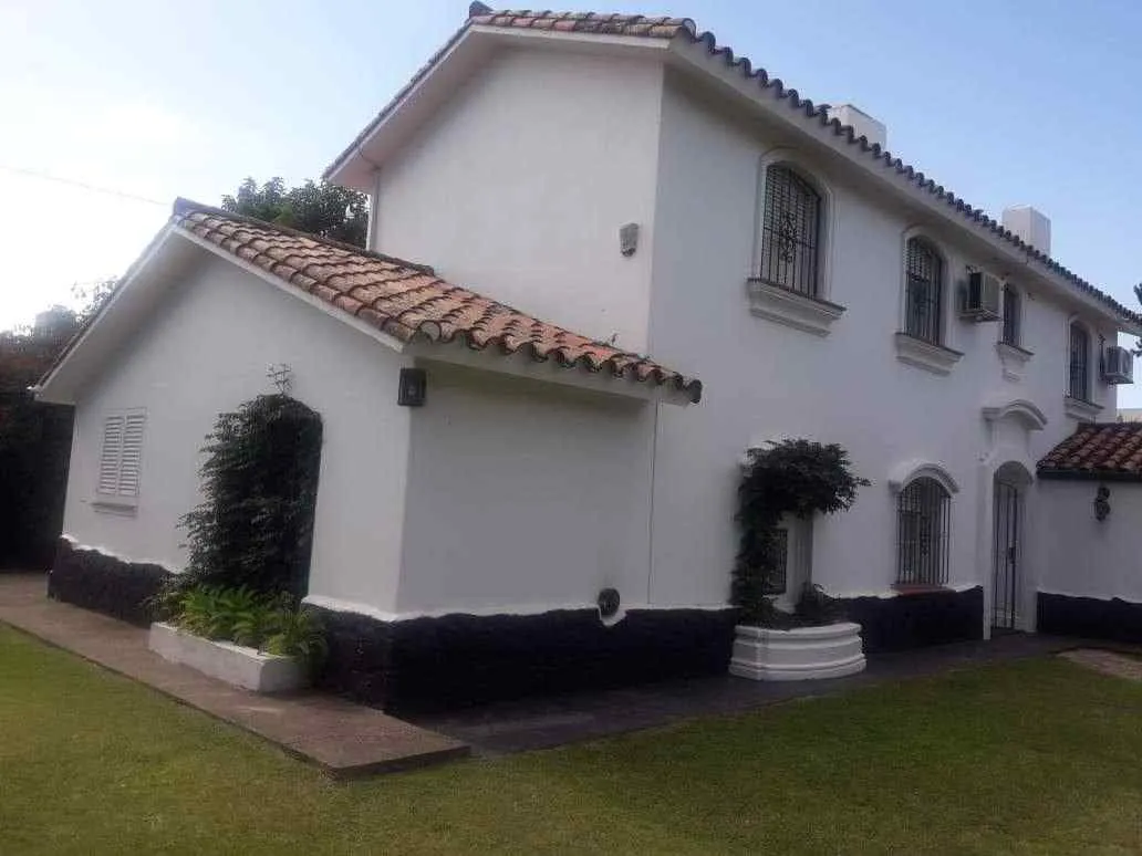 casa tres dormitorios Villa Belgrano