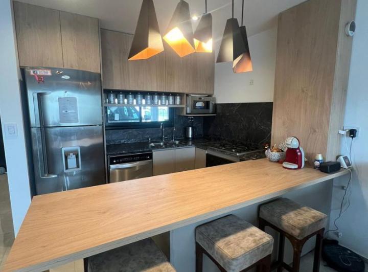 Casa · 129m² · 3 Dormitorios · 2 Cocheras